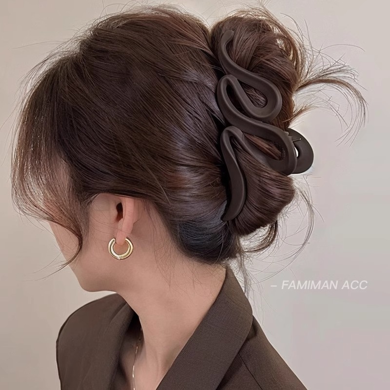 Clip de cabello de mujer 2025 nuevo clip de agarre de tiburón grande clip de cabello de alta sensibilidad agarrar clip de cabello tocado clip de cabello