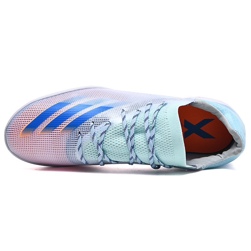 Transfronterizo nuevos zapatos de fútbol hombres y mujeres antideslizante cómodo más tamaño deportes bajo-top roto uñas de hierba zapatos de fútbol