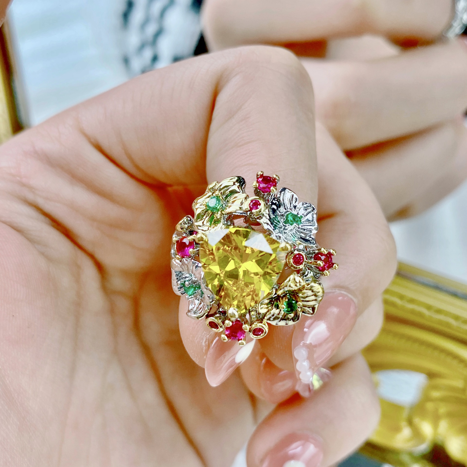 15g Weight Crystal Inlay Material Vintage Style Heart Shape Copper Plating Inlay Crystal Open Rings
