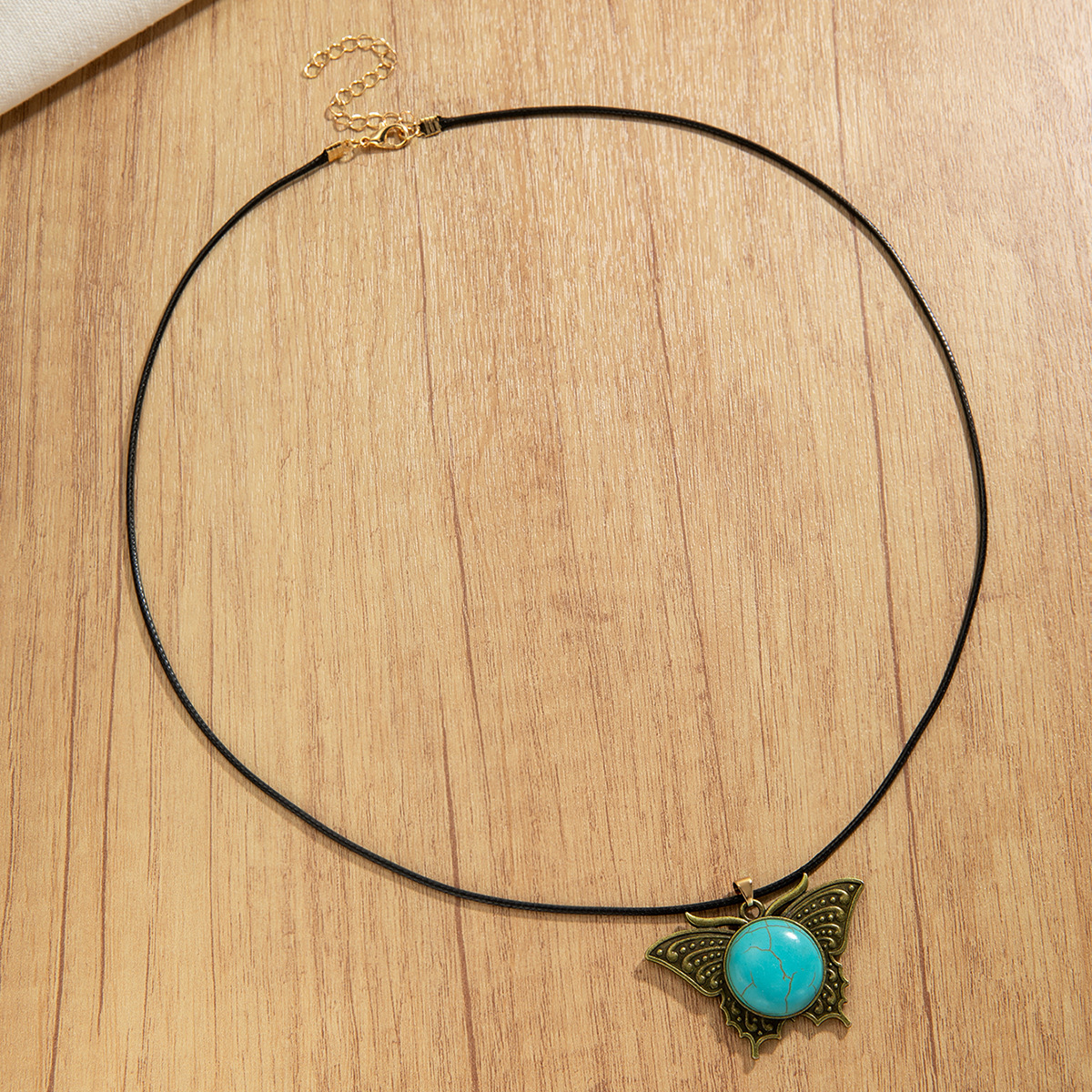 Geometric Moon Retro Classic Style Alloy Pendant Necklace Wholesale display picture 8