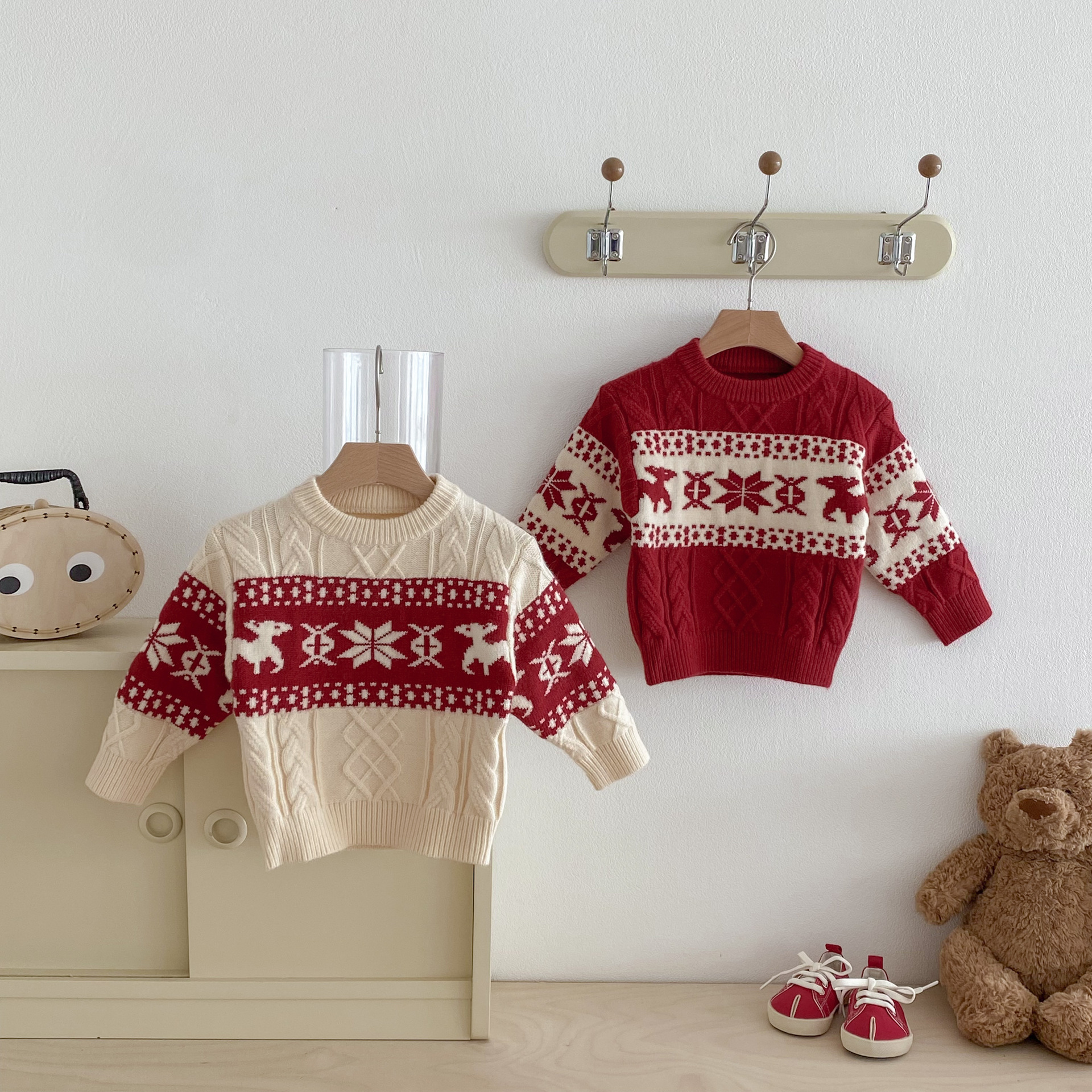 Winter sweater for men and women
