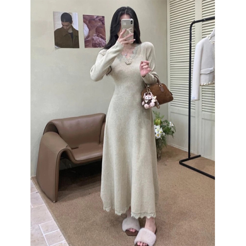 法式气质V领拼接蕾丝裙针织连衣裙女秋冬季新款过膝打底毛衣长裙|undefined