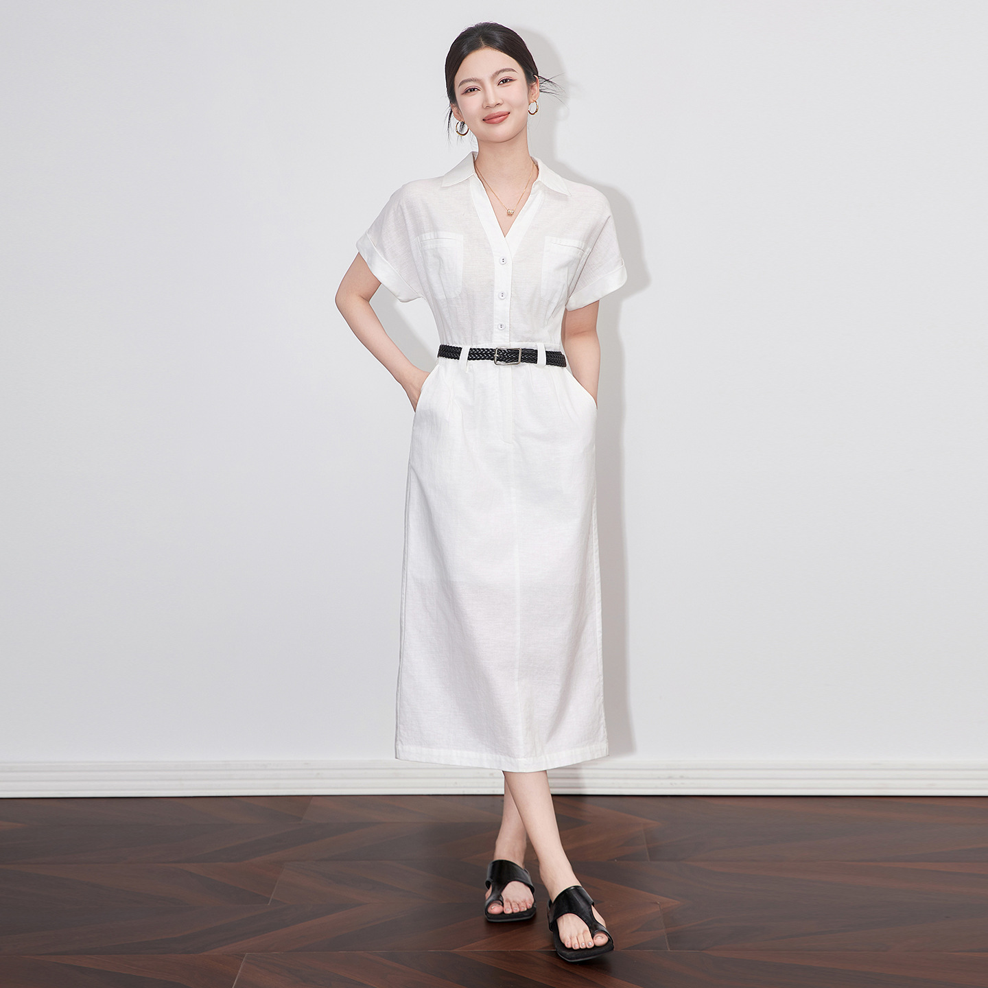 Đầm suông nữ midi họa tiết hoa xanh mùa hè — 2506701 - Hoa xanh chi tiết 3