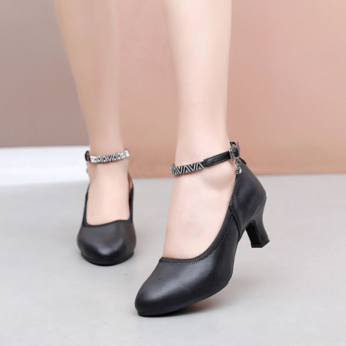 Black leather Latin dancing shoes female red  soft bottom with outdoor show fashionable ballroom waltz tango foxtrot smooth dance shoes for woman