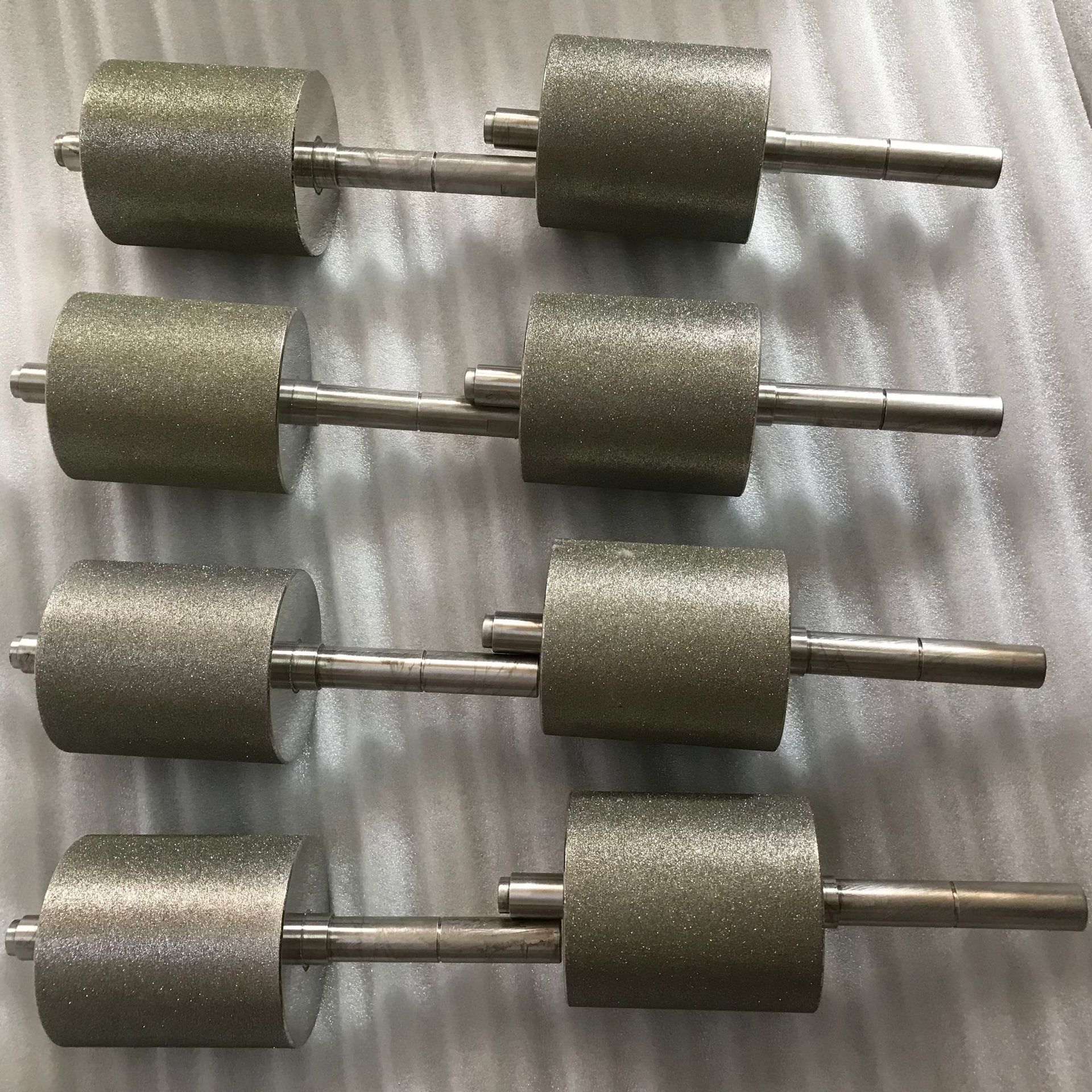 金刚砂卷标机轴轮，金刚石喷砂卷标砂轮，印刷标签附带转动砂轮轴