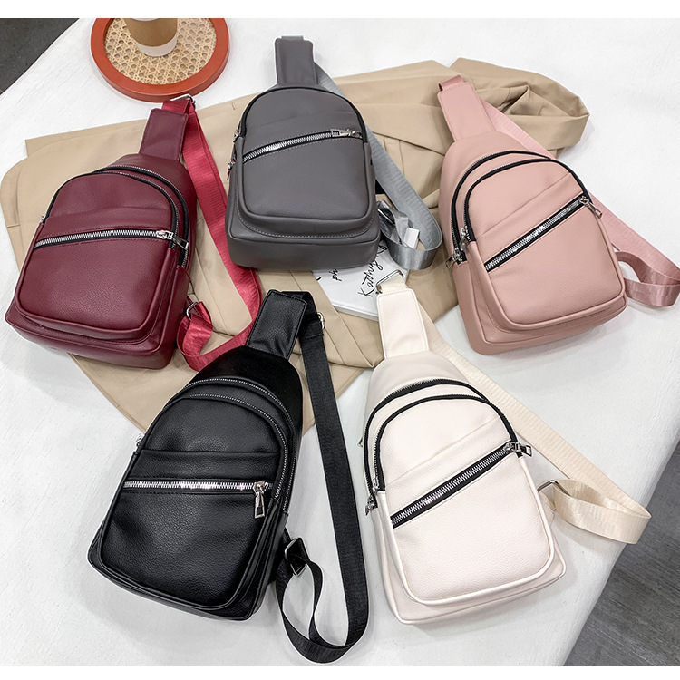 2022 Spring New Women's Pu Chest Bag Simple Shoulder Messenger Bag display picture 3