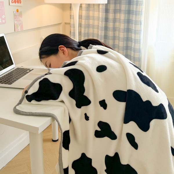 Mantón de lana de leche manta de invierno manta de capa gruesa cama siesta de oficina sofá de lana de coral manta para cama image 10