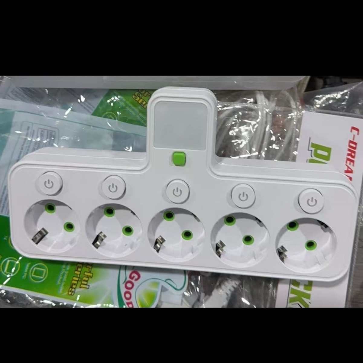 Estándar europeo europeo uno a tres, cuatro y cinco interruptores múltiples interruptores independientes TYPE-C convertidor enchufe USB