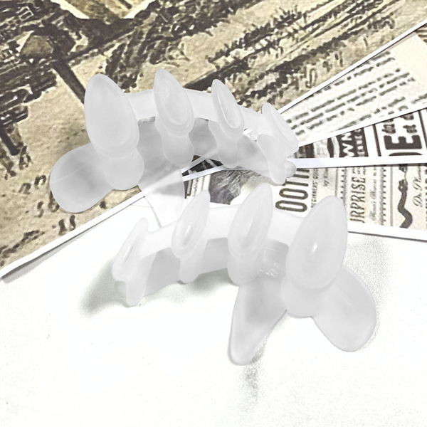 Toe Separator with Four Holes, Water Drop Shape Toe Separator for Men and Women, Hammer Toe Correction Toe Separator, Sebs Material Toe Separator
