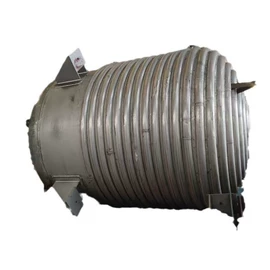 反应釜;换热器;冷凝器