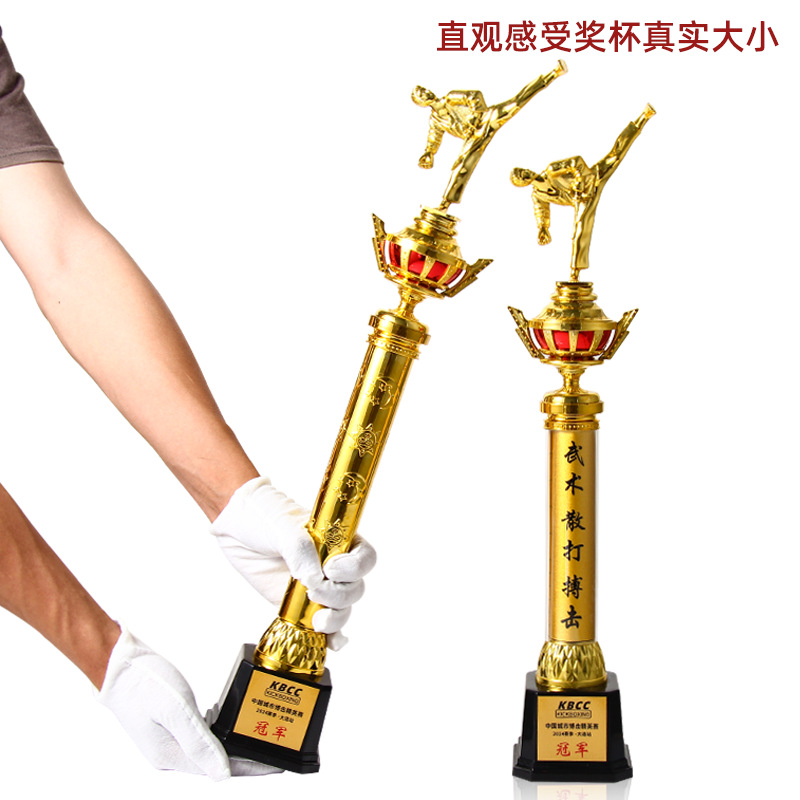 Nuevos eventos de taekwondo de arte marcial niños trofeos de plástico Jinmen trofeos de plástico concursos de artículos de recompensa creativos