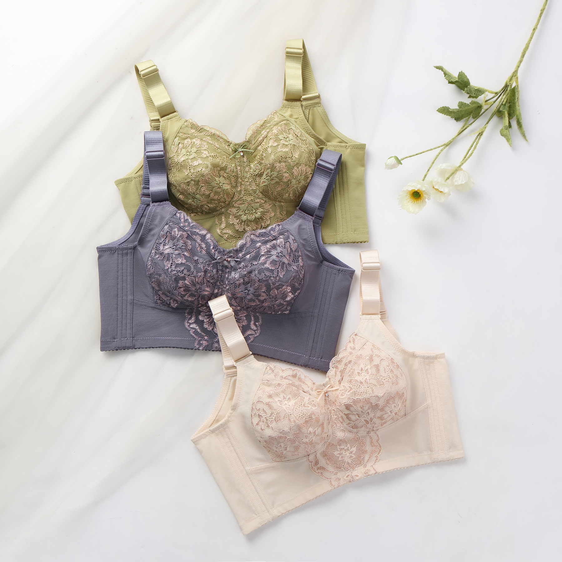 Ropa interior exclusiva de pecho grande de las mujeres ligero transparente inalámbrico taza completa sujetador que adelgaza el sujetador