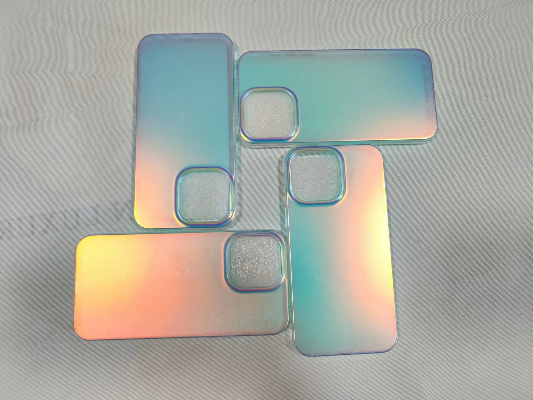 Cover telefono laser sfumata per iphone 15 pro max e 14 pro max_voghion.com