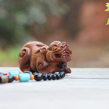 老挝木雕手把件霸王貔貅实木小件摆件实木手工家居饰品