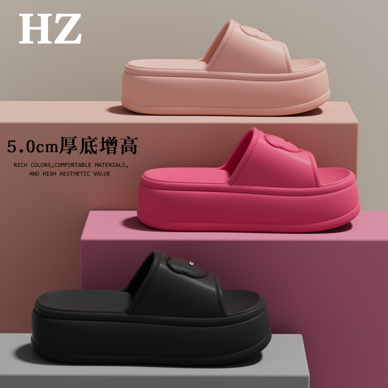 Zapatillas de fondo grueso para mujeres nuevas zapatillas de moda en línea dibujos animados adorables para el hogar interior anti-deslizante