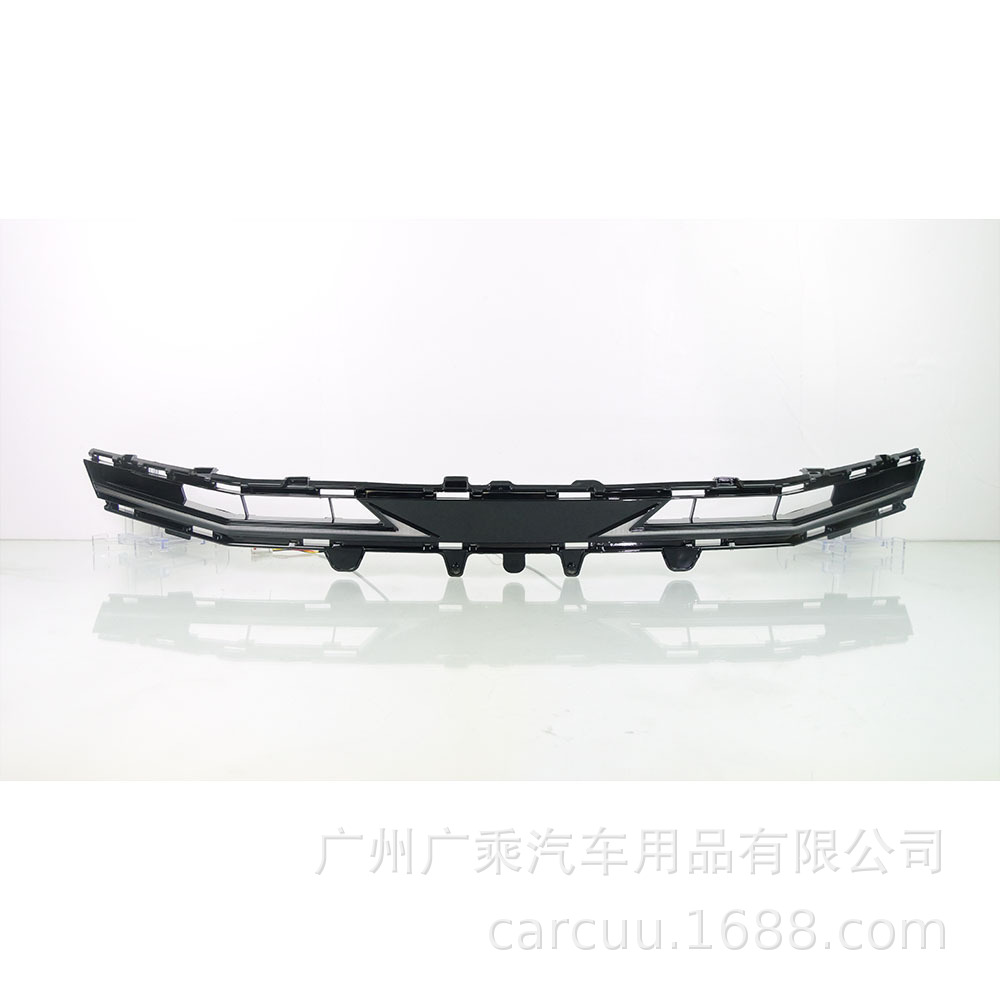 Aplicable a 24 Toyota Camry Sport Luz de red media Luz de conducción diurna Luz de flujo de dirección Luz de niebla delantera