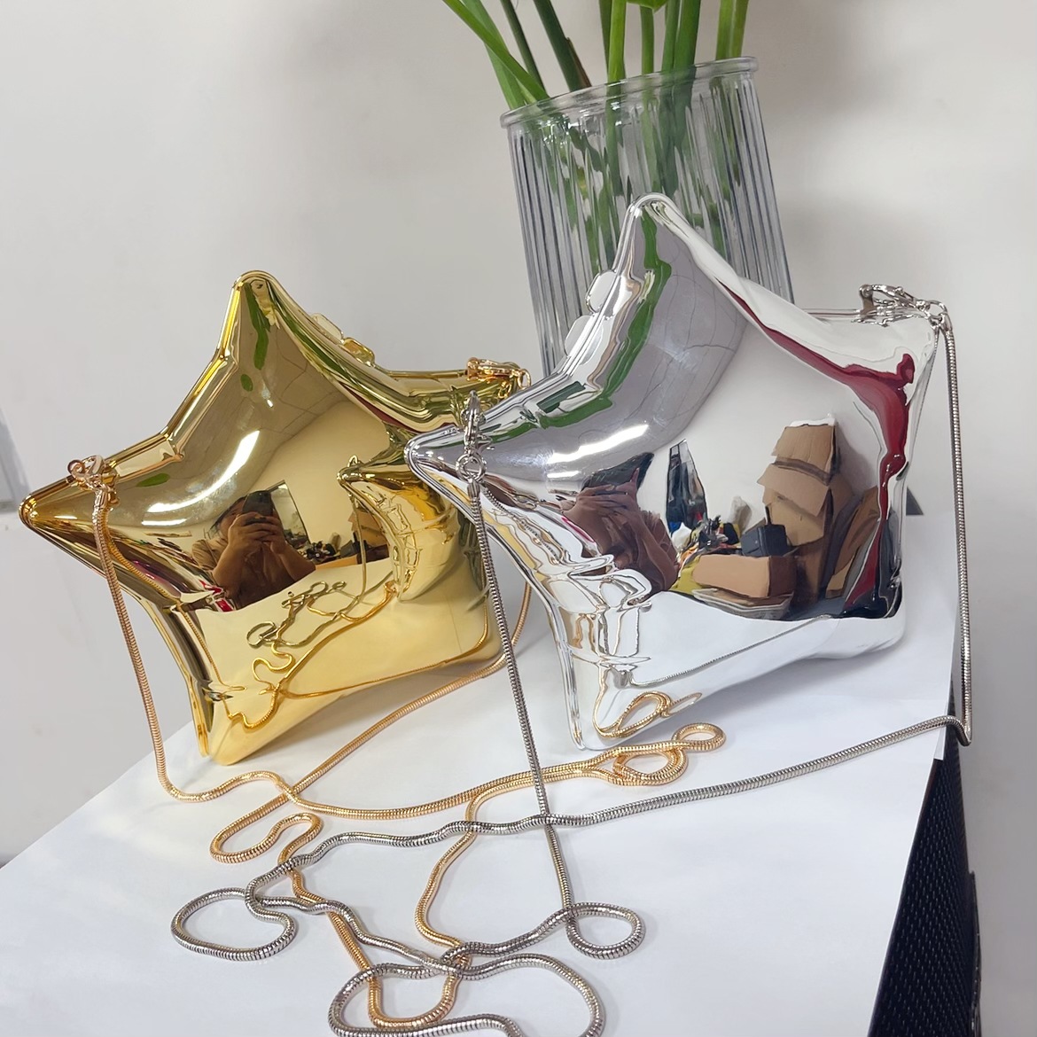 New Spring/Summer 2025 gold and silver star shoulder bag, mini chain bag, casual and fashionable crossbody acrylic bag undefined