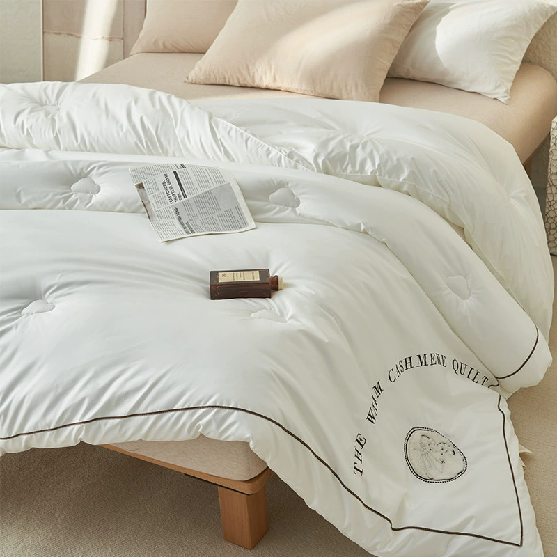 Universal import keep warm summer duvet