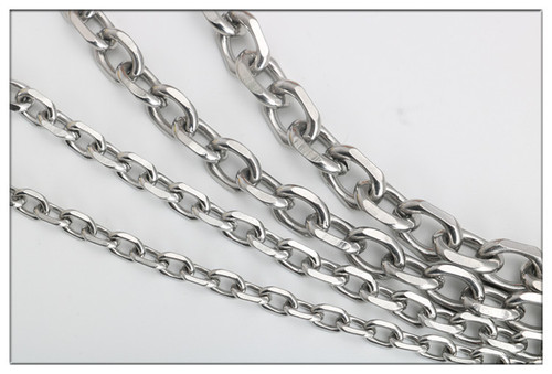 Stainless steel non-welded cross chain interlocking titanium steel necklace large quantities of angle O-shaped chain O-shaped chain bag chain wholesale