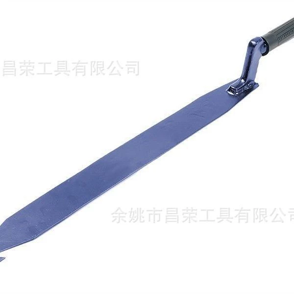 Каменный нож, каменный гвоздь на крыше, каменный нож на крыше