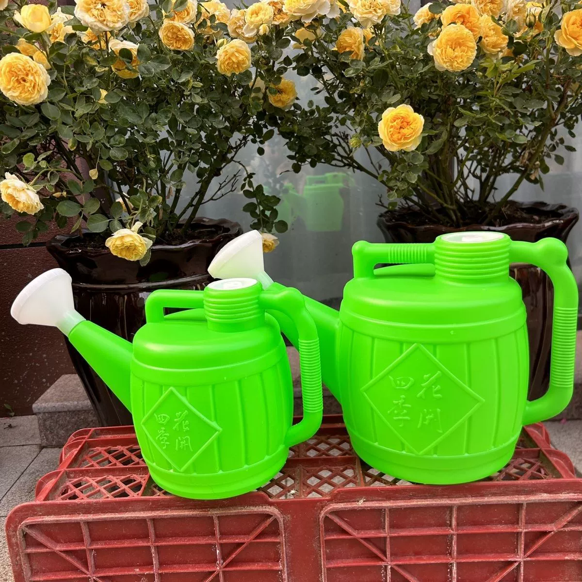 Толстый и прочный утолщенный чайник для полива, садовый распылитель воды высокого давления, мощная длинная насадка, чайник для полива большой емкости, домашний сад