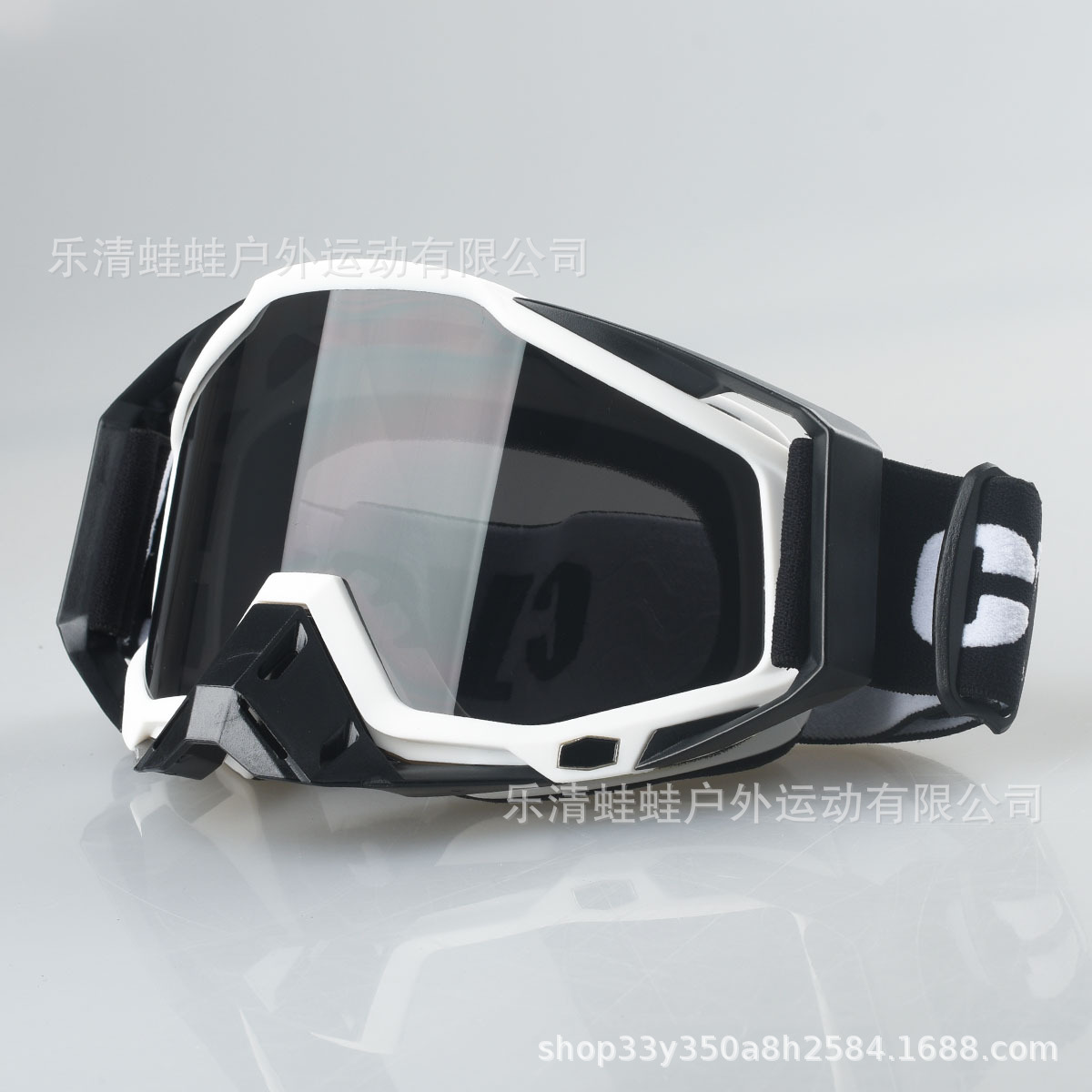 화이트 블랙 + 블랙