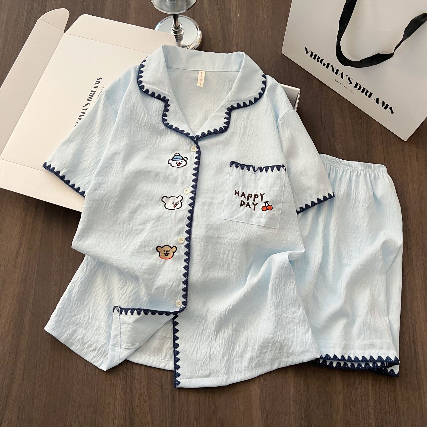 Al por mayor transfronterizo nueva nube de algodón crescente perro manga corta pantalones cortos pijama conjunto de mujeres de verano dulce cardigan ropa para el hogar