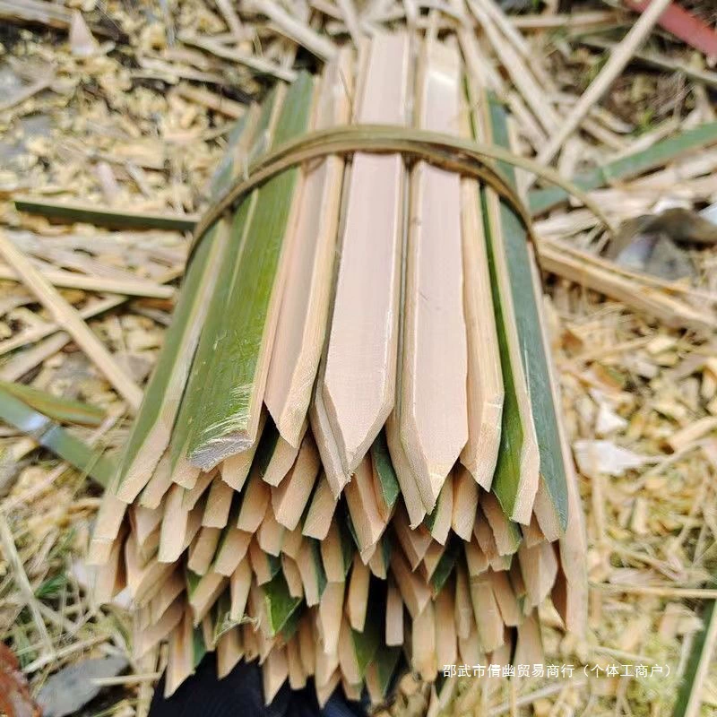 Расположение строительной площадки измерение бамбуковых свай, бамбуковые сваи, бамбуковые полосы, бамбуковые полосы, садовый забор, бамбуковые сваи