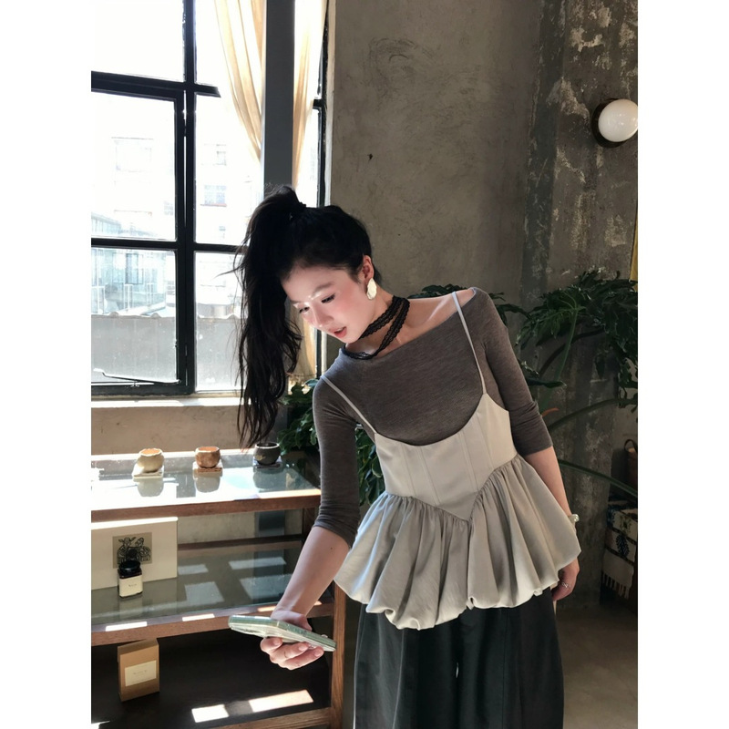 Zeng Yu'er "Silver Gray Flower Bud" Light Gray Flower Bud Layered Vest Shirt for Women, Slim-Fit Design with Waist-Cinching Effect