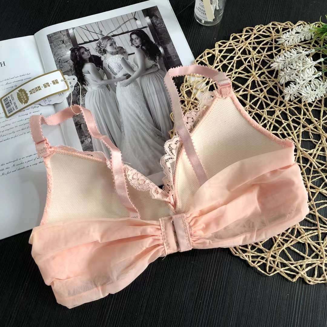 Nueva colección de pecho de tres pechos ajustable push-up cómodo sin costuras sin hilos ropa interior delgada sujetador de las mujeres