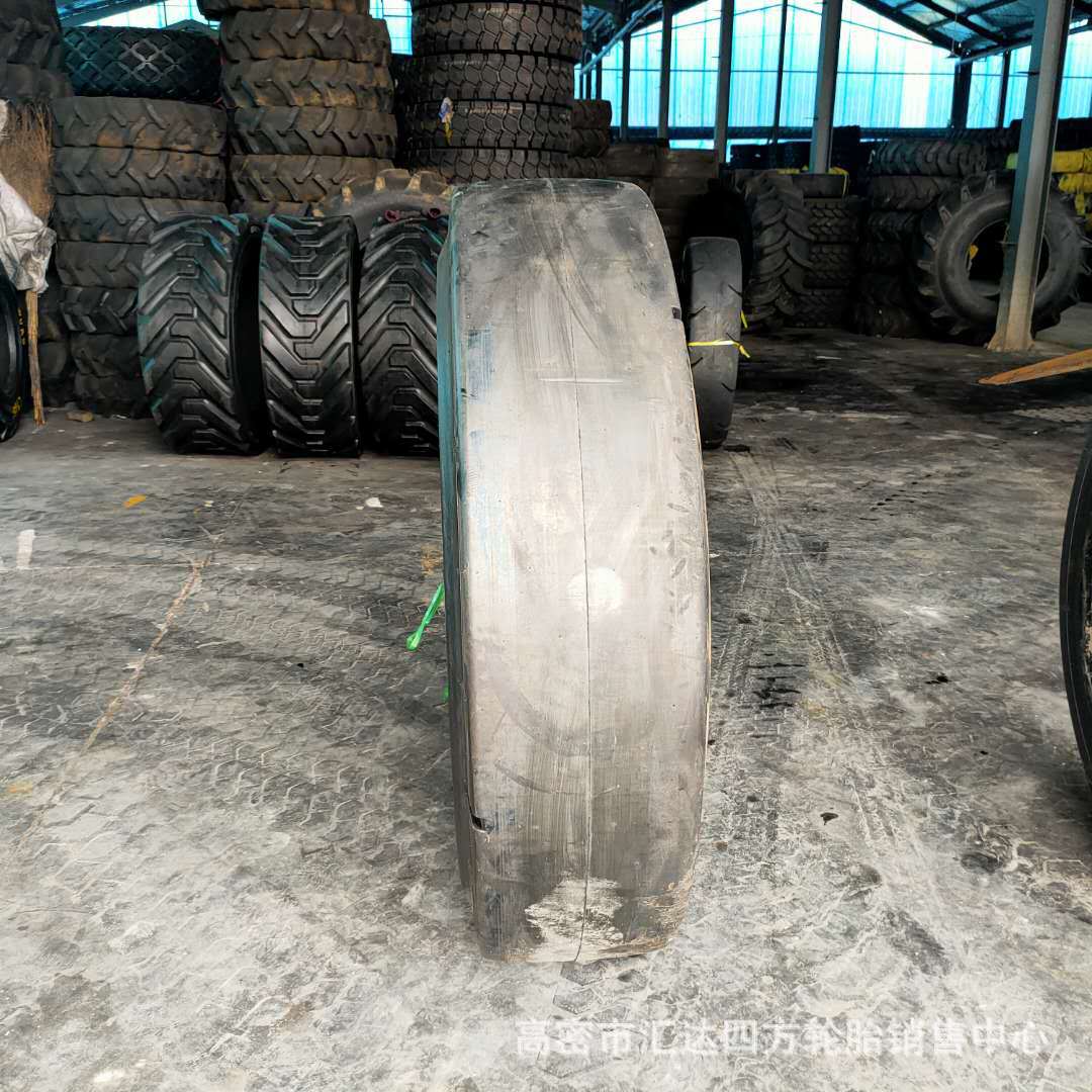 现货供应14.00-24 12.00-24光面压路机轮胎 矿井采石厂 批发零售