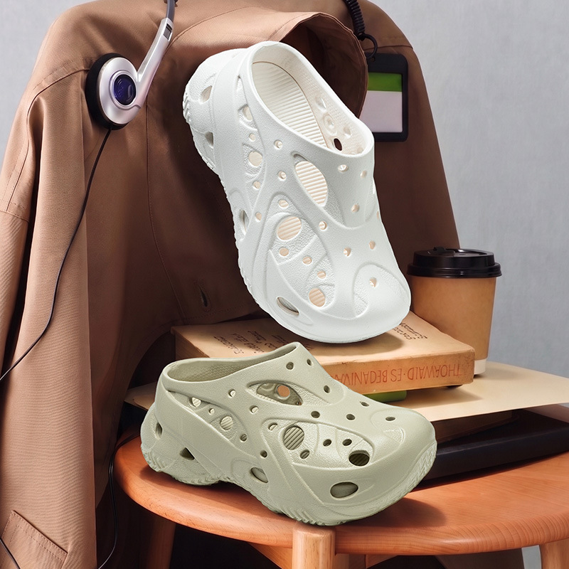 Cross Coral Clogs, Korean Style Fashion Outdoor Shoes for Men and Women, Non-Slip Thick Sole, Height Increasing, Beach Shoes & Sandals
