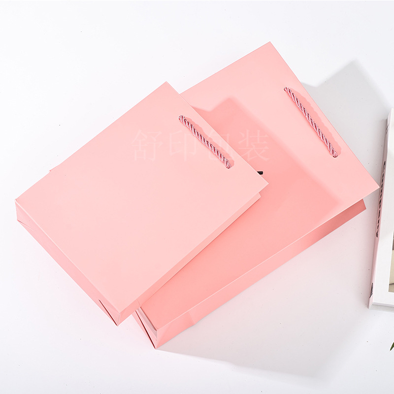 Bolsas de papel kraft engrosadas y ecológicas portátiles, pasteles de luna de té, regalos de alta gama, bolsas de embalaje, tarjetas blancas, venta al por mayor transfronteriza