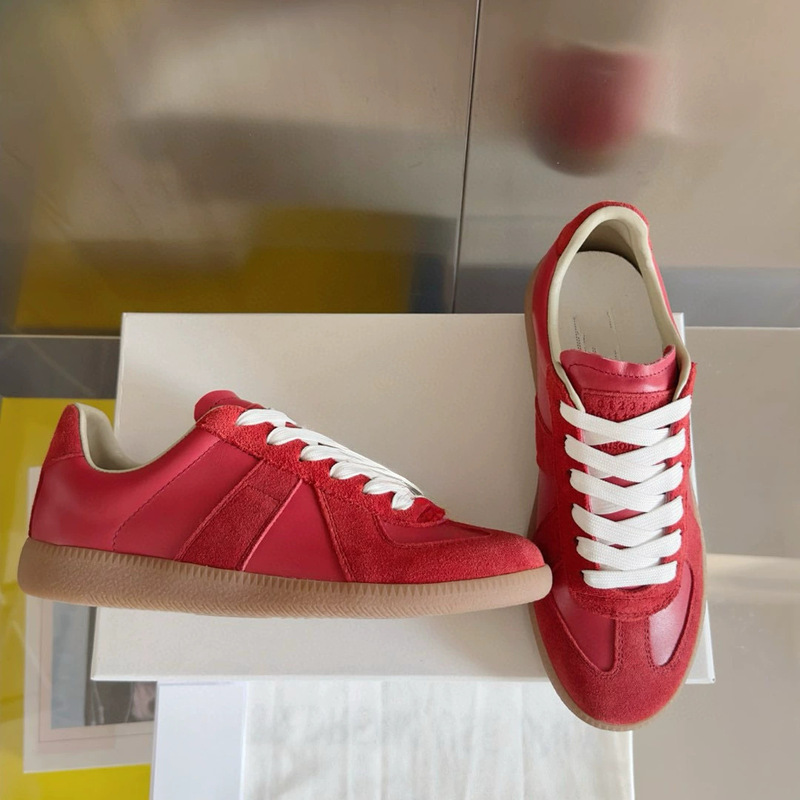 In-Stock 2025 Casual Shoes New Retro German Training Shoes Fashionable Versatile Outdoor Commuting Celebrity Style Unisex
