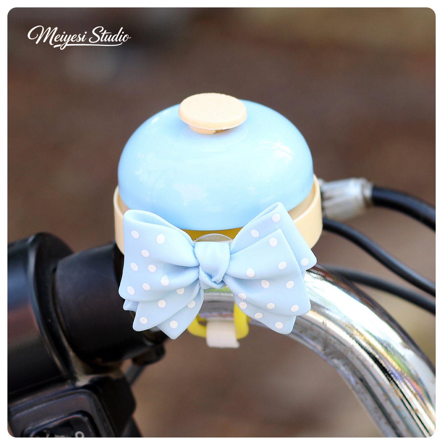 Bicicletas infantiles de montaña campana adornos de dibujos animados encantadores equilibrio coche scooter tranvía mano pulsa bocina súper fuerte