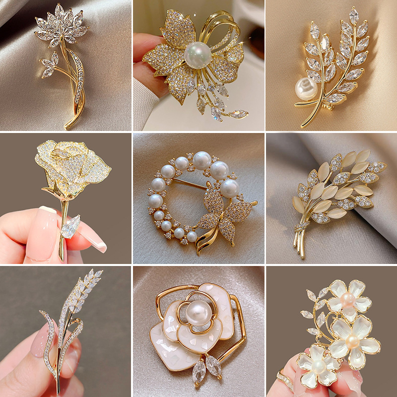 Brooch Anti-running Light Advanced Sense Light Luxury Niche Design Anti-running Light Buckle Pin Corsage Small Brooch Chest Artifact Brooch Anti-running Light Advanced Sense Light Luxury Niche Design Anti-running Light Buckle Pin Corsage Small Brooch Chest Artifact