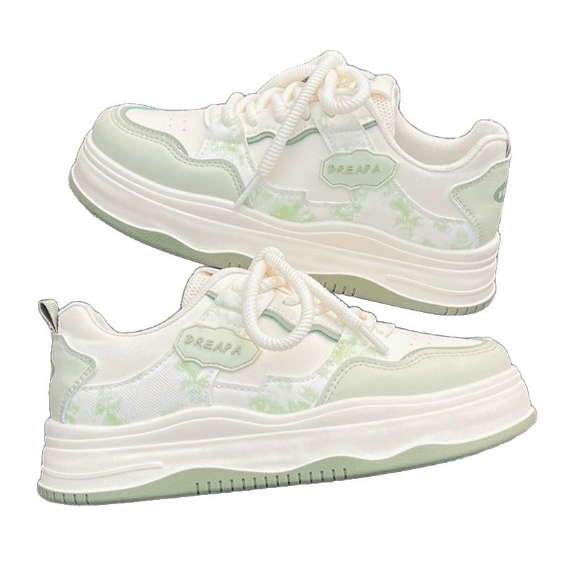 Zapatos blancos populares de este año para nicho de nicho de nicho de zapatos transpirables de moda zapatos deportivos casuales de pan