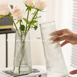 ���ɼ��ס��F�����s������ƿ��̖͸��ˮ�B���F���r���͏d���Ô[��