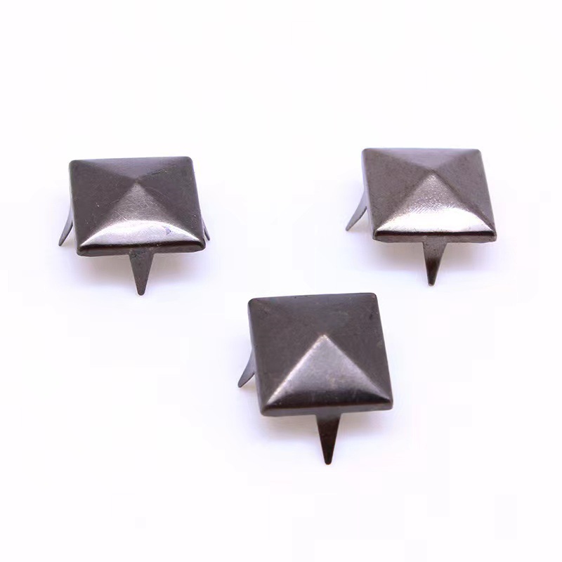 メーカー直販DIYリベット角型四爪釘ピラミッド金色銀色携帯電話靴服バッグ爪玉部品