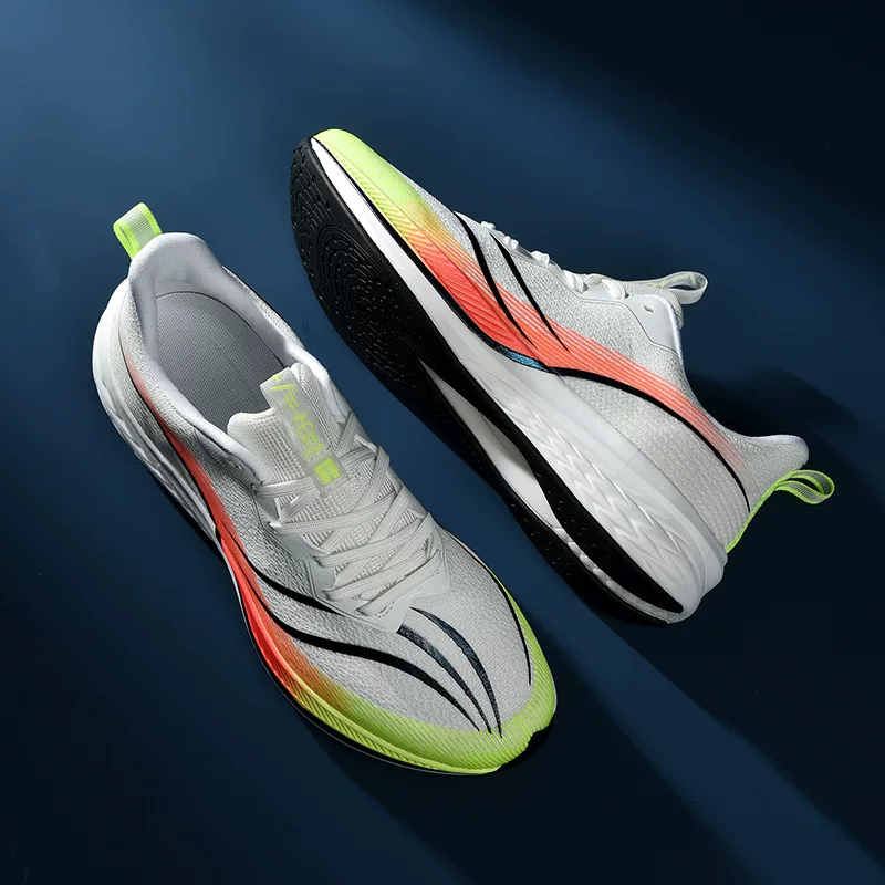 Sports shoes, summer breathable shock-absorbing footwear, for running