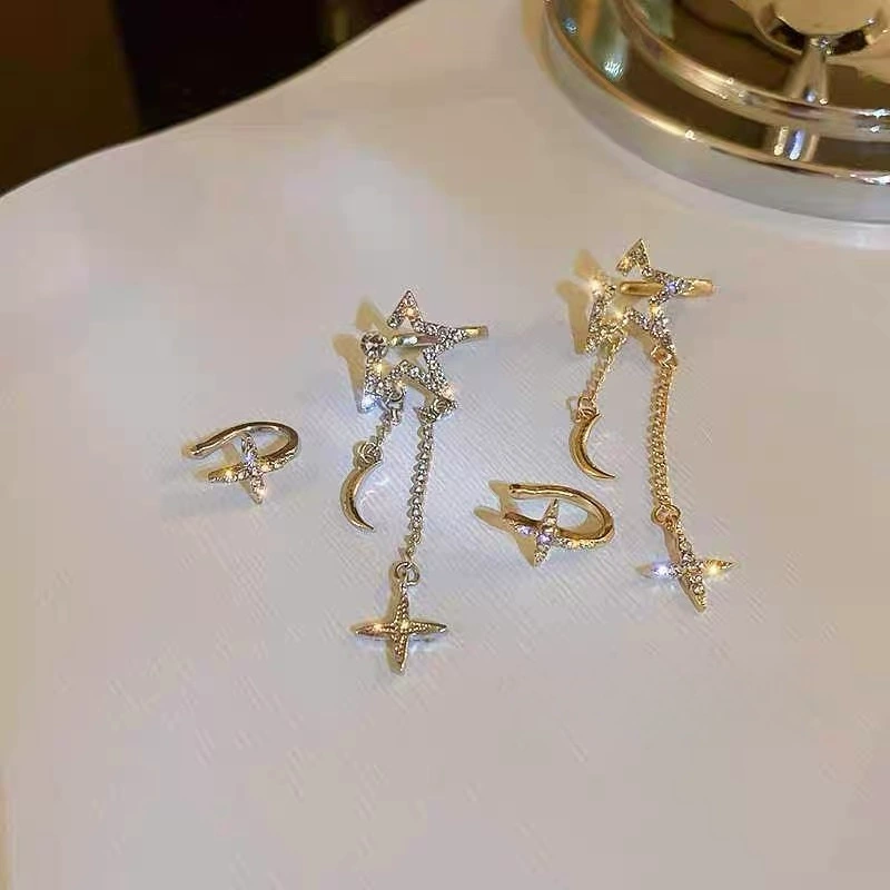 Зажимы для ушей (Brand) — серьги без прокола, лёгкие декоративные клипсы в золоте или серебре