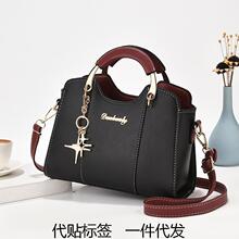 �羳����̨��Ů��2025�¿ʱ�м�Լ����б���������ذ�һ������