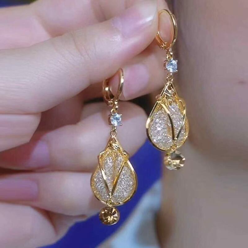 New Fashion Gold Mesh High Leaf Atmospheric Ear Buckle Earrings Ear Drop Design Elegant Water Drop Earrings Earrings
