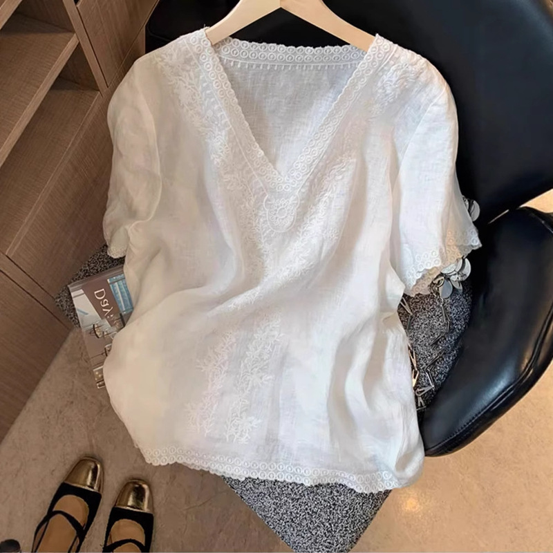 White V-Neck Embroidered Linen Short-Sleeved Shirt for Women 2025 Summer New Style Simple Elegant Old Money Style Versatile Top