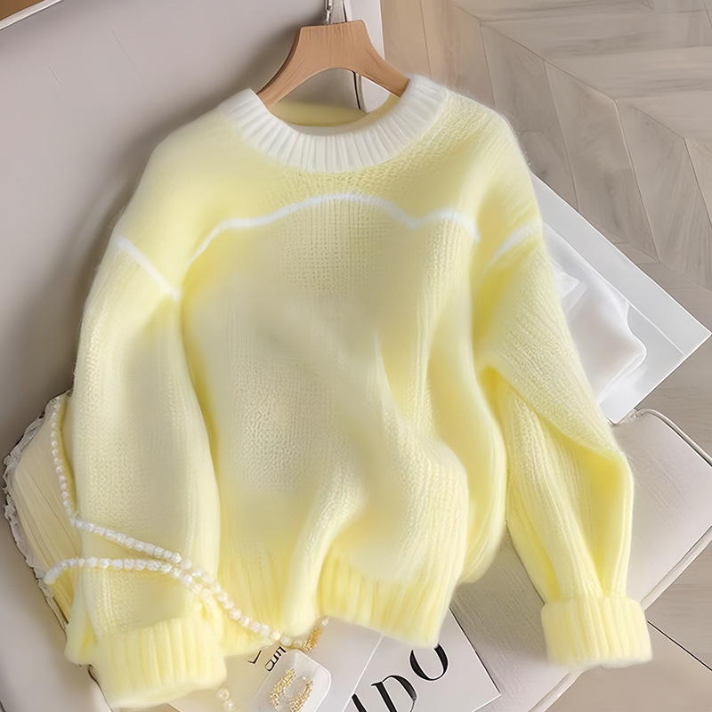 Yellow Sweater Lazy High-end Sense 2024 Early Autumn New Unique Super Good-looking Knitted Top Design Sense Niche Women