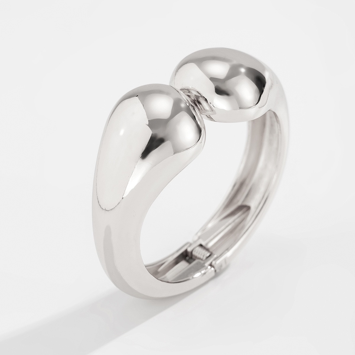 59g Weight Rings, Bracelets Classification 1 Piece Quantity Daily Occasion Alloy Material Solid Color, Butterfly Pattern Women's Gender Ring, Plating Design Exaggerated Style Exaggerated Solid Color Butterfly Alloy Ring Plating Women's Rings Bracelets 7