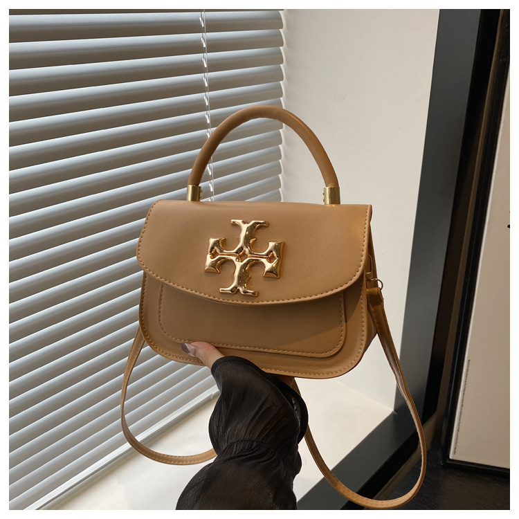 Cross-border retro underarm women's bag, this year's new fashionable single-shoulder bag, trendy and textured crossbody bag, casual tofu square bag undefined