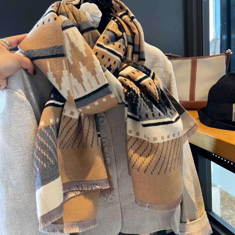 Wunderschöner Maillard-Farbdiamant-Herbst-Winter-I-Mitation-Kaschmirschal für Frauen, dicker und warmer großer Schal,_voghion.com