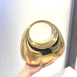 新款糖果色亮面亚克力新月包小号水滴型手拿斜跨晚宴包金色小包