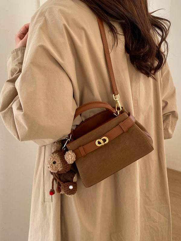 Bolso de mano de alta sensación 2026 nuevo retro esmerilado bolso cuadrado simple nicho bolso de mujer casual